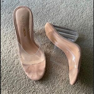 ** SOLD ON FB MRKTPLCE Fashion Nova Clear heels